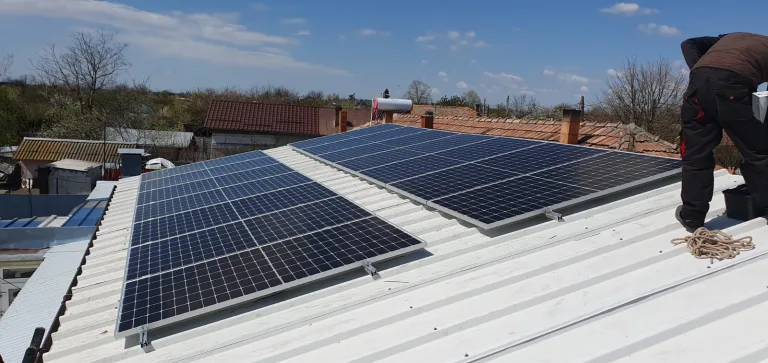 Sistem fotovoltaic 6 kW montat de SolarSud