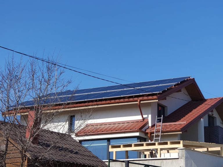 Sistem fotovoltaic 10 kW montat de SolarSud